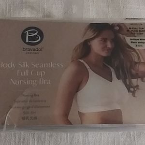 Seamless full cup nursing bra